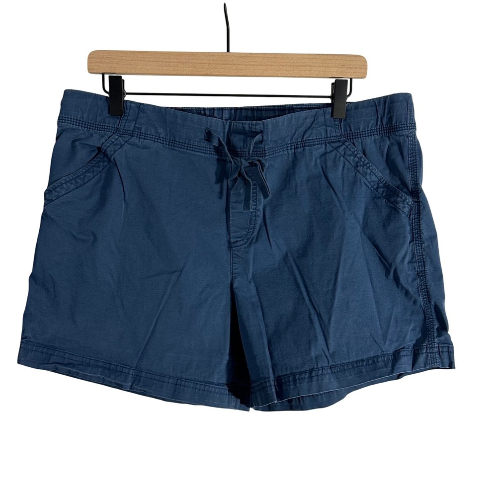 Reposhing Women's Blue Drawstring Casual Shorts (14 but fit more like a 12)